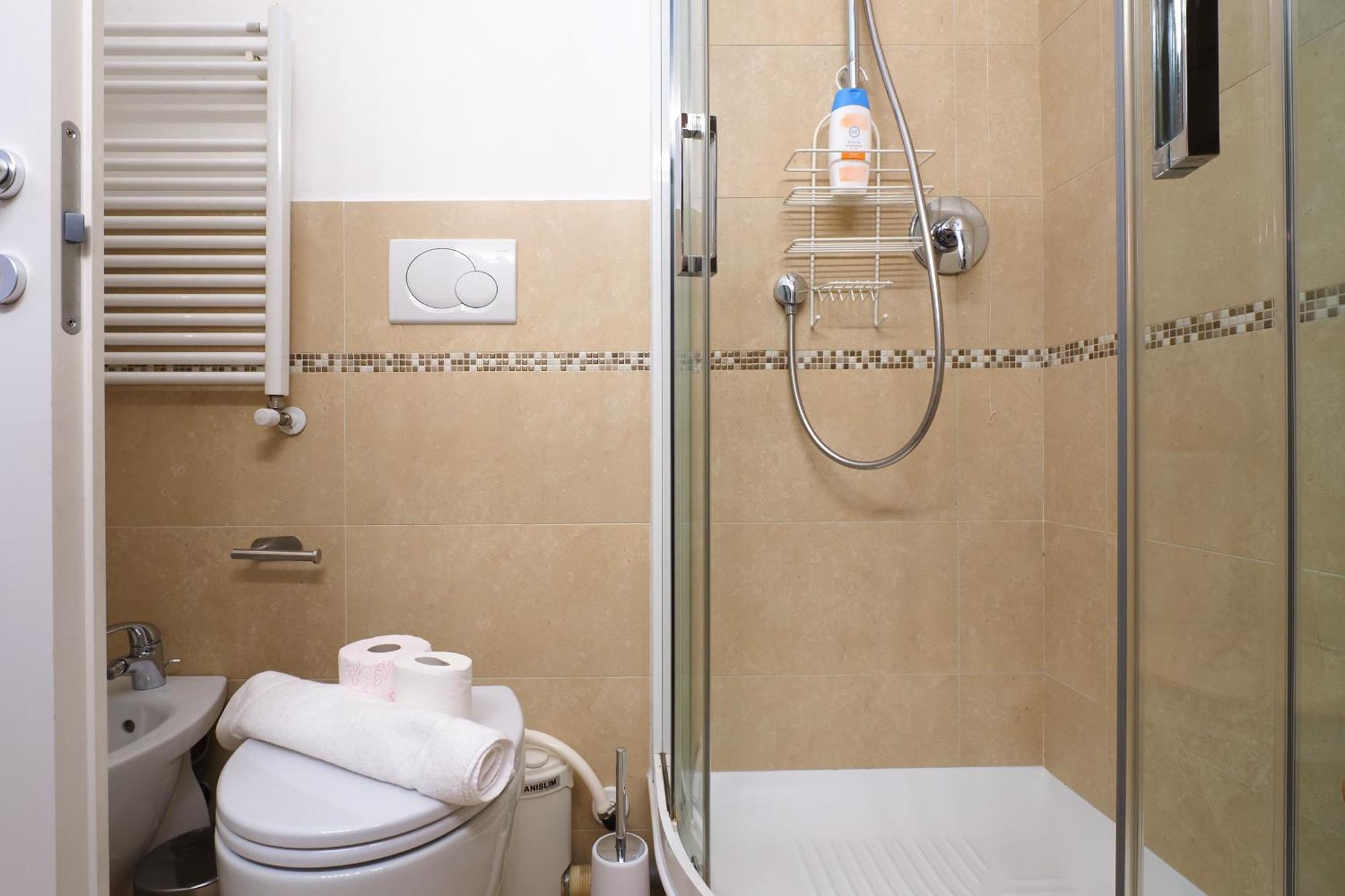 Apartmán Primopiano - Custodi Milán Exteriér fotografie